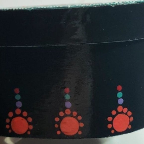 Heart Shaped Keepsake Box / Storage Box / Dot Painting - Picture 3 of 3